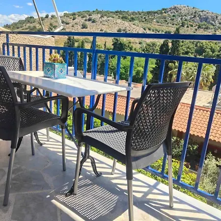 Beehiveretreat Апартаменты *
